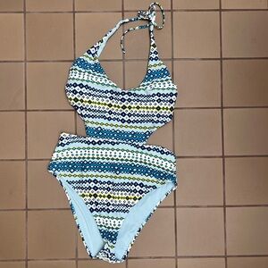 Aerie cut out one piece swimsuit xl